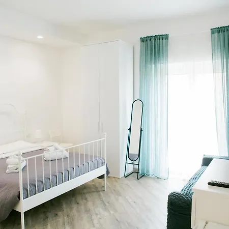 Kennedy 54 招待所 3*