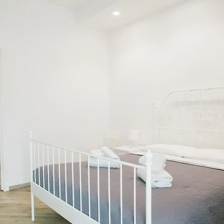 Kennedy 54 ألغيرو